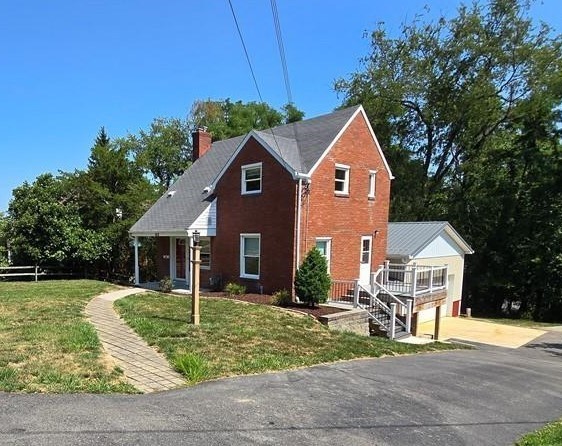 Meadowbrook Dr, Bethel Park, PA 15102
