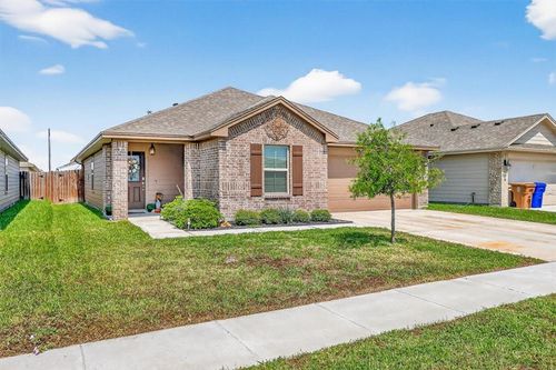7718 Lariat Toss Dr, Corpus Christi, TX, 78414-1428 | Card Image