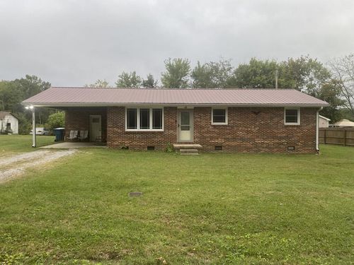 136 Chestnut St, Baxter, TN, 38544-4416 | Card Image