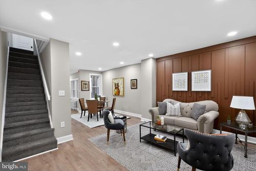 2002 Laveer St, PHILADELPHIA, PA, 19138-3038 | Card Image