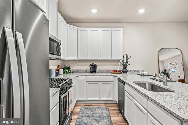 6 Sagan Aly, Townhouse with 2 bedrooms, 3 bathrooms and null parking in BRIDGEPORT PA | Image 11