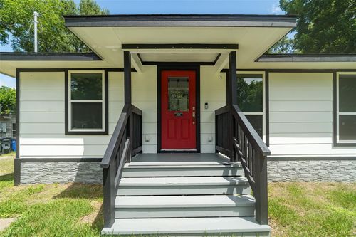 404 Oaklawn St, League City, TX, 77573-2227 | Card Image