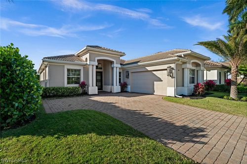 6821 Il Regalo Circle, NAPLES, FL, 34109 | Card Image