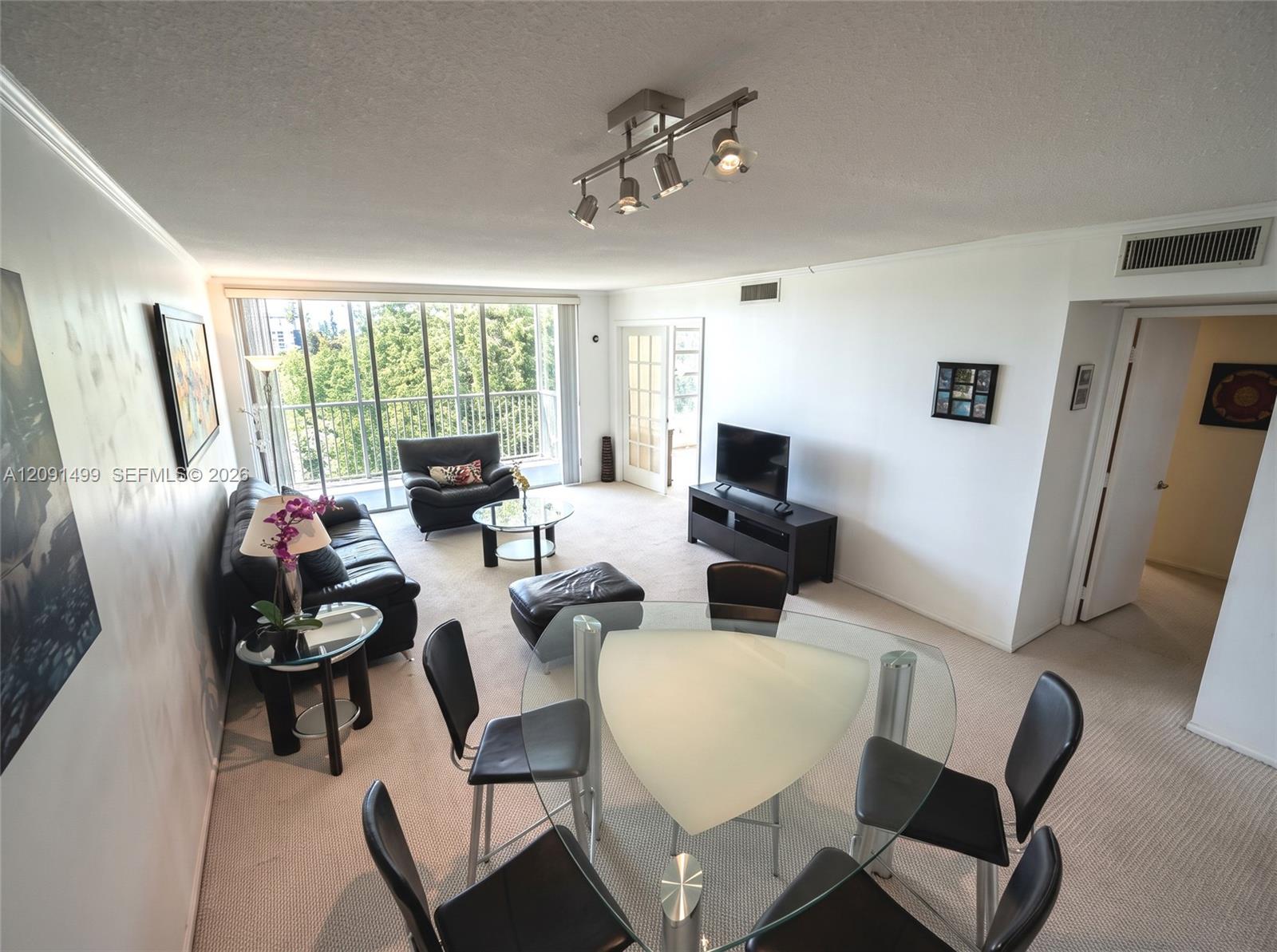 Residential Lease in Pompano Beach 3