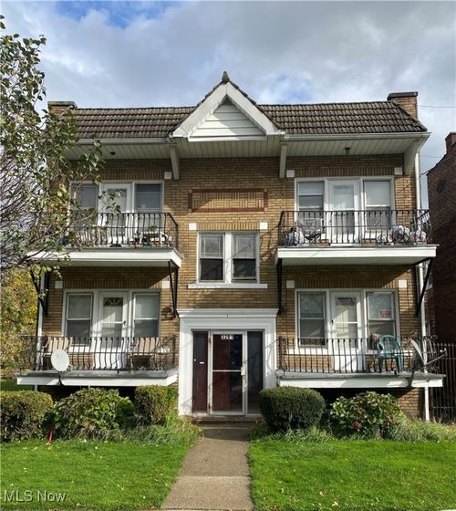 apt-1-3281 E 143rd St, Cleveland, OH, 44120-6403 | Card Image