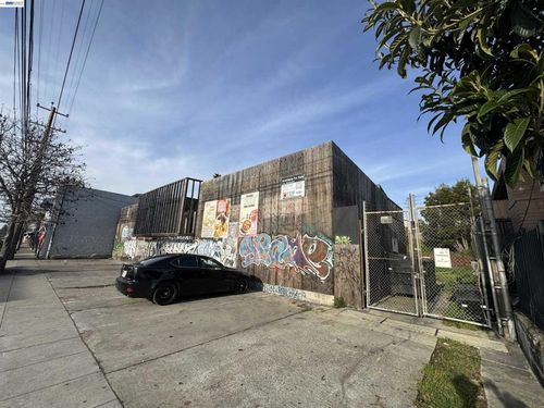 4010 Foothill Blvd, Oakland, CA, 94601-4239 | Card Image