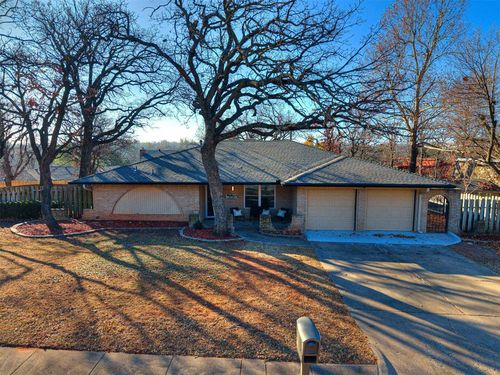 1300 Briarwood Drive, Edmond, OK, 73034 | Card Image