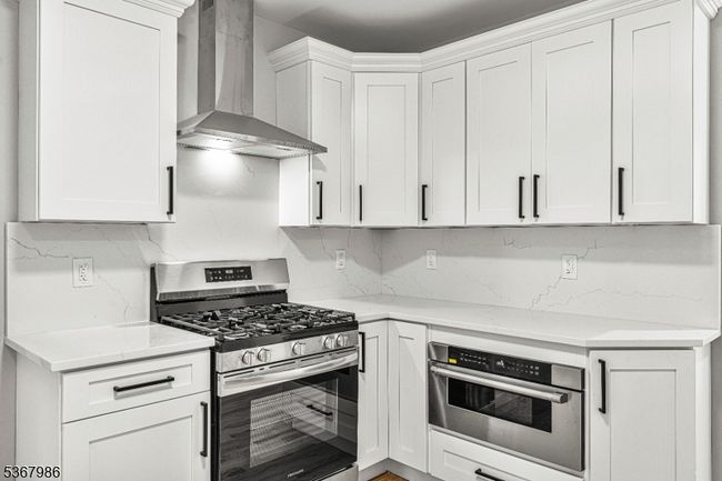 1119 E Front St, Home with 11 bedrooms, 4 bathrooms and null parking in Plainfield NJ | Image 16