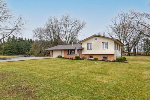 7317 Keystone Rd, Richmond, IL, 60071-9716 | Card Image