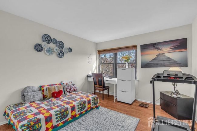 72C - 72 Golden Sq, Townhouse with 2 bedrooms, 2 bathrooms and null parking in Woodbridge NJ | Image 16