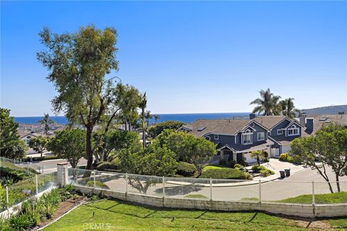 16 Middleton Pl, Laguna Niguel, CA, 92677-4762 | Card Image