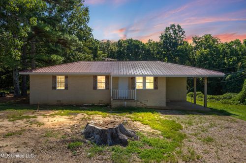 1520 Country Church Rd, Lamar, MS, 38642-9223 | Card Image