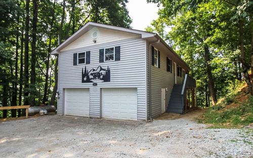 862 Walnut Rdg, Ellijay, GA, 30536-2608 | Card Image