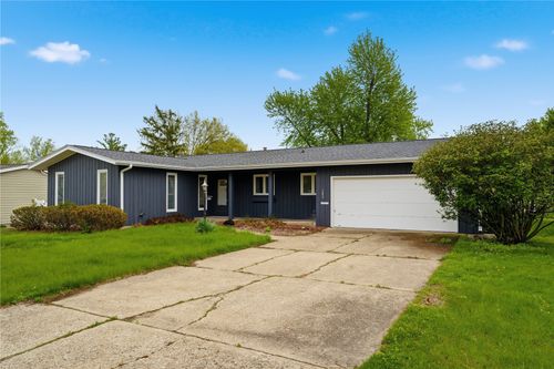 284 Indiandale Rd Se, Cedar Rapids, IA, 52403-2004 | Card Image