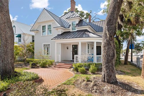 4 W Orange St, Tarpon Springs, FL, 34689-3444 | Card Image