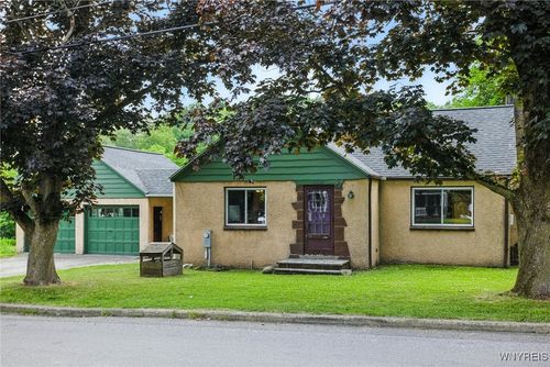 11247 Genesee St, Attica, NY, 14011 | Card Image