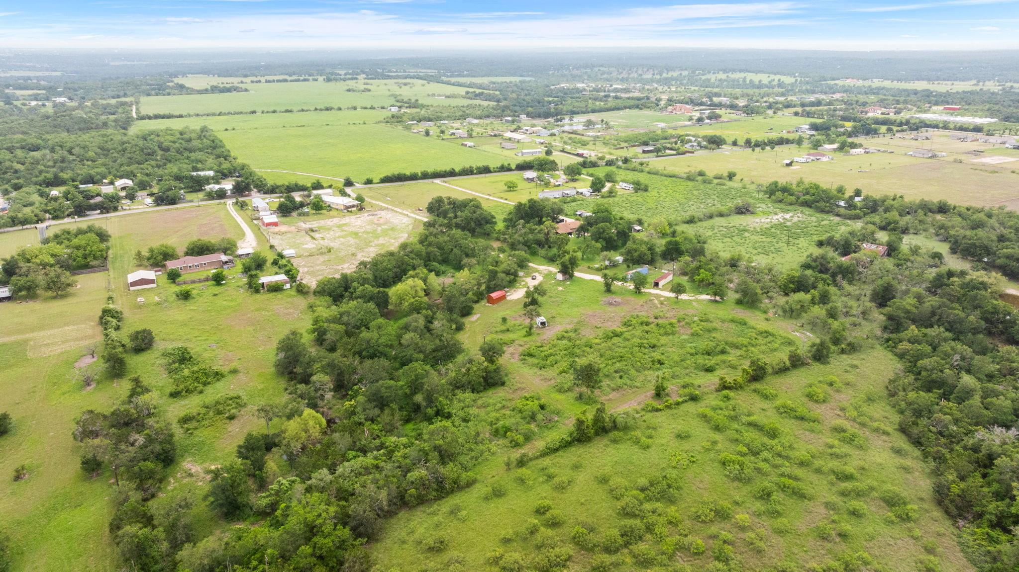 Land in Manor 4