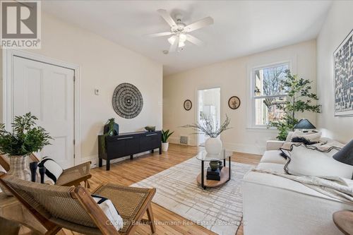 125 Paisley Street, Guelph (Downtown), ON, N1H2N9 | Card Image