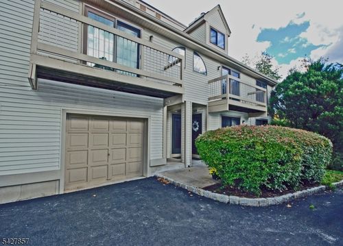 3005 Hemlock Pl, Basking Ridge, NJ, 07920-3160 | Card Image