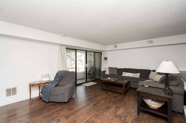 APT-220 - 4902 University Ave, Condo with 2 bedrooms, 2 bathrooms and null parking in Des Moines IA | Image 7