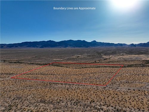 215-21-007 Aquarius Drive, Golden Valley, AZ, 86413 | Card Image