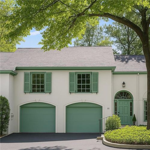 11 Mooregate Sq Nw, Atlanta, GA, 30327-1539 | Card Image