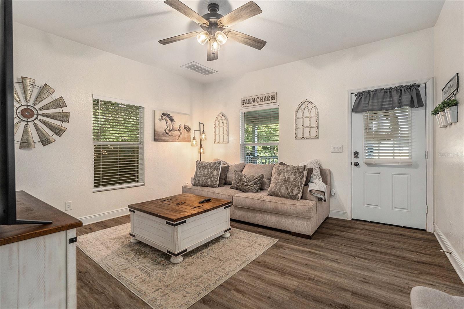 Residential in ZEPHYRHILLS 4