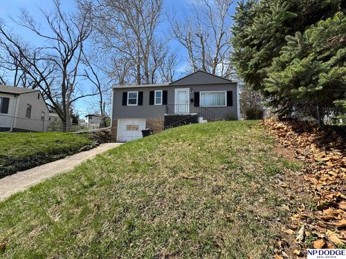 6325 Spaulding St, Omaha, NE, 68104-2658 | Card Image