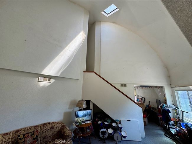 Large Open Floorplan | Image 31