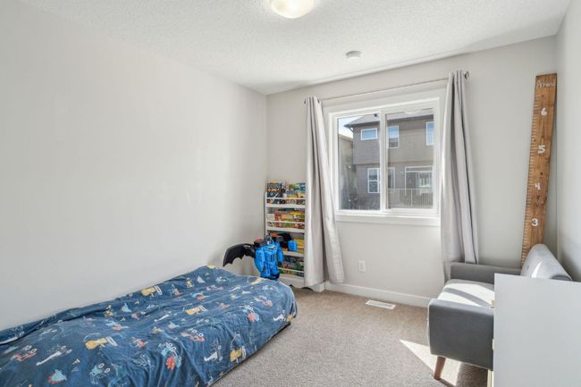 35 Sage Bluff Heights Nw, Home with 3 bedrooms, 3 bathrooms and 2 parking in Calgary AB | Image 20