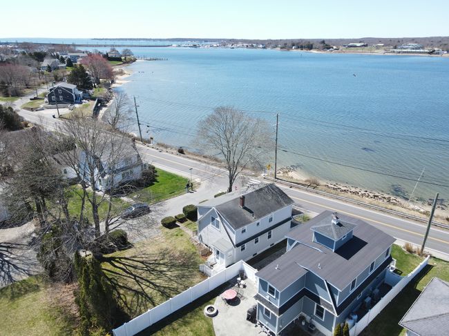 101 Niantic River Rd, House other with 4 bedrooms, 2 bathrooms and 3 parking in Waterford CT | Image 12