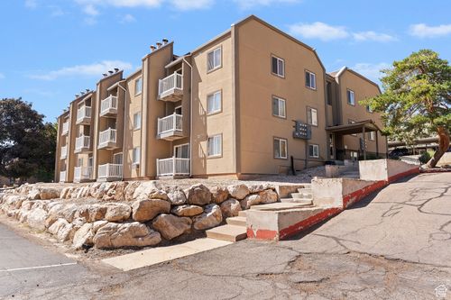 193-5600 Meadow Ln, South Ogden, UT, 84403-4938 | Card Image