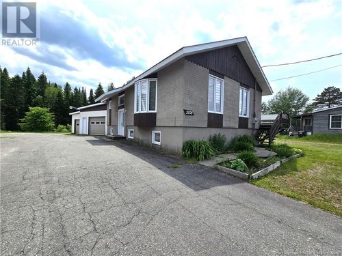 2074 Rue Commerciale, Saint-François-De-Madawaska, NB, E7A1B2 | Card Image