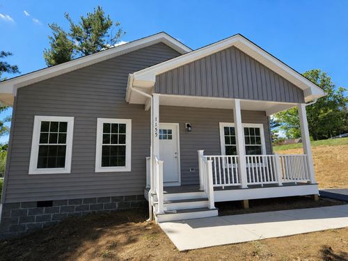 1155 Plum Street, Christiansburg, VA, 24073 | Card Image