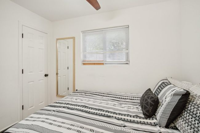 Guest Bedroom | Image 18