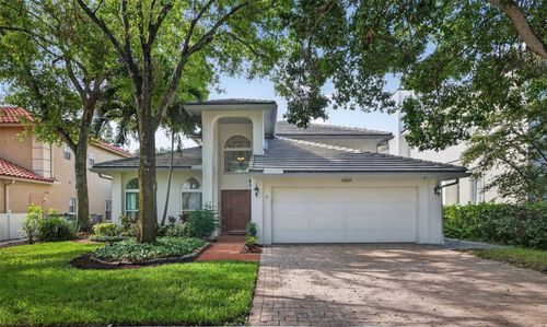 4404 W Azeele St, Tampa, FL, 33609-2613 | Card Image