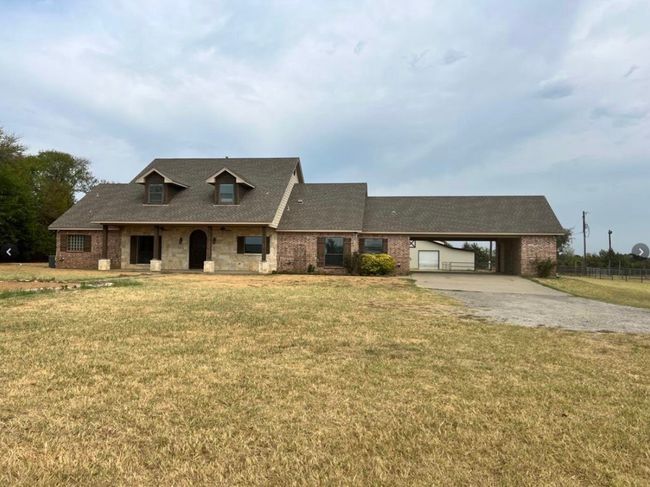1555 E Blackjack Rd, House other with 5 bedrooms, 4 bathrooms and null parking in Pilot Point TX | Image 4