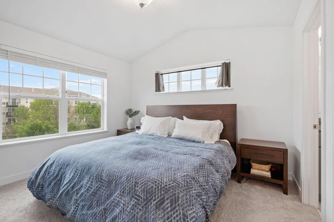 3141 Clover Ridge Dr, Townhouse with 3 bedrooms, 3 bathrooms and null parking in Chaska MN | Image 26
