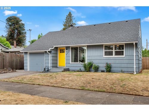 8527 N Tyler Ave, Portland, OR, 97203-3158 | Card Image