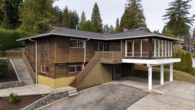 466 Mcgill Drive, House other with 3 bedrooms, 2 bathrooms and 5 parking in Port Moody BC | Image 5