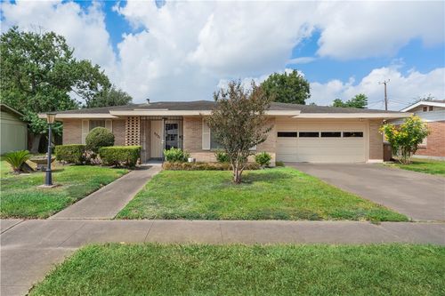 3321 Casa Rosa Dr, Corpus Christi, TX, 78411-3327 | Card Image