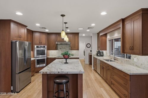 7801 E Carefree Dr, Carefree, AZ, 85377-9641 | Card Image