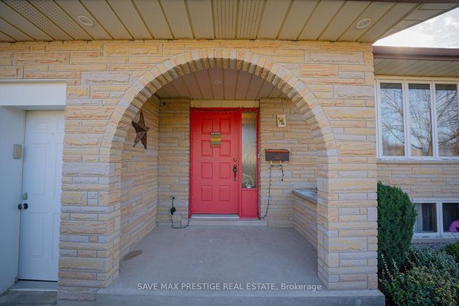84 Wimbleton Cres, House other with 5 bedrooms, 3 bathrooms and 2 parking in Kitchener ON | Image 4