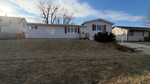 1610 N 26th St, Fort Dodge, IA, 50501-7951 | Card Image