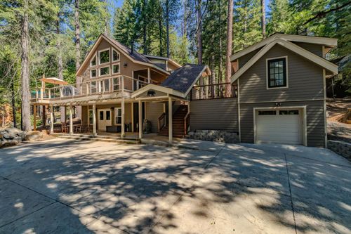 3061 Tahos Drive, Dorrington, CA, 95223 | Card Image