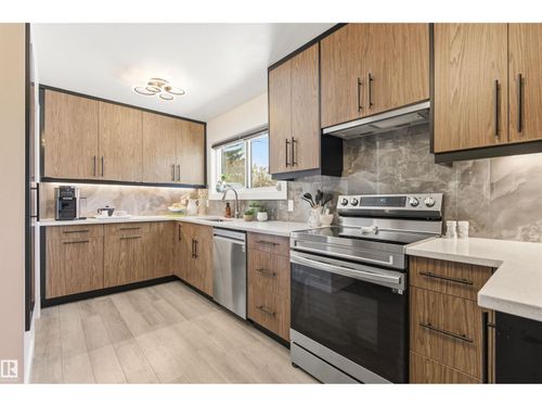12904 95 St Nw, Edmonton, AB, T5E3Y1 | Card Image