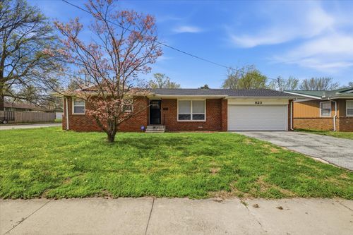 823 S Barnes Ave, Springfield, MO, 65802-2811 | Card Image