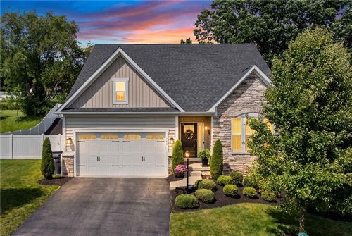 109 Brook Side Dr, Clinton, PA, 15026-1797 | Card Image