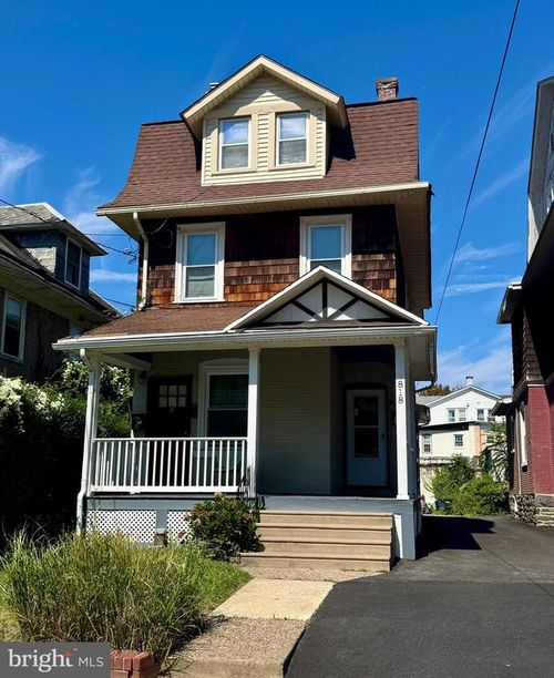 818 Clifford Ave, ARDMORE, PA, 19003-2030 | Card Image