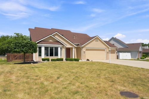 220 Yukon Pass, Auburn, IN, 46706-1049 | Card Image
